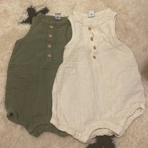 Sleeveless button down romper set